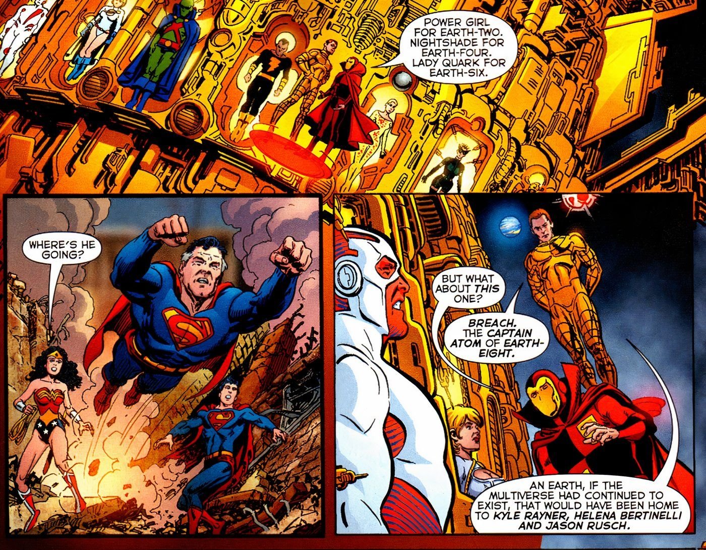 Alexandrer Luthor straps Justice League members to a large gold device.