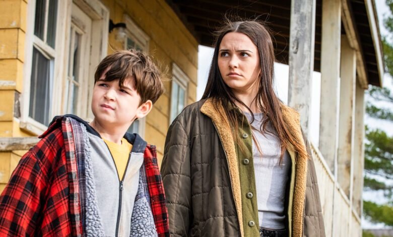 Why From's Season 3 Finale Kills Off THAT Major Original Character 1 Why From's Season 3 Finale Kills Off THAT Major Original Character
