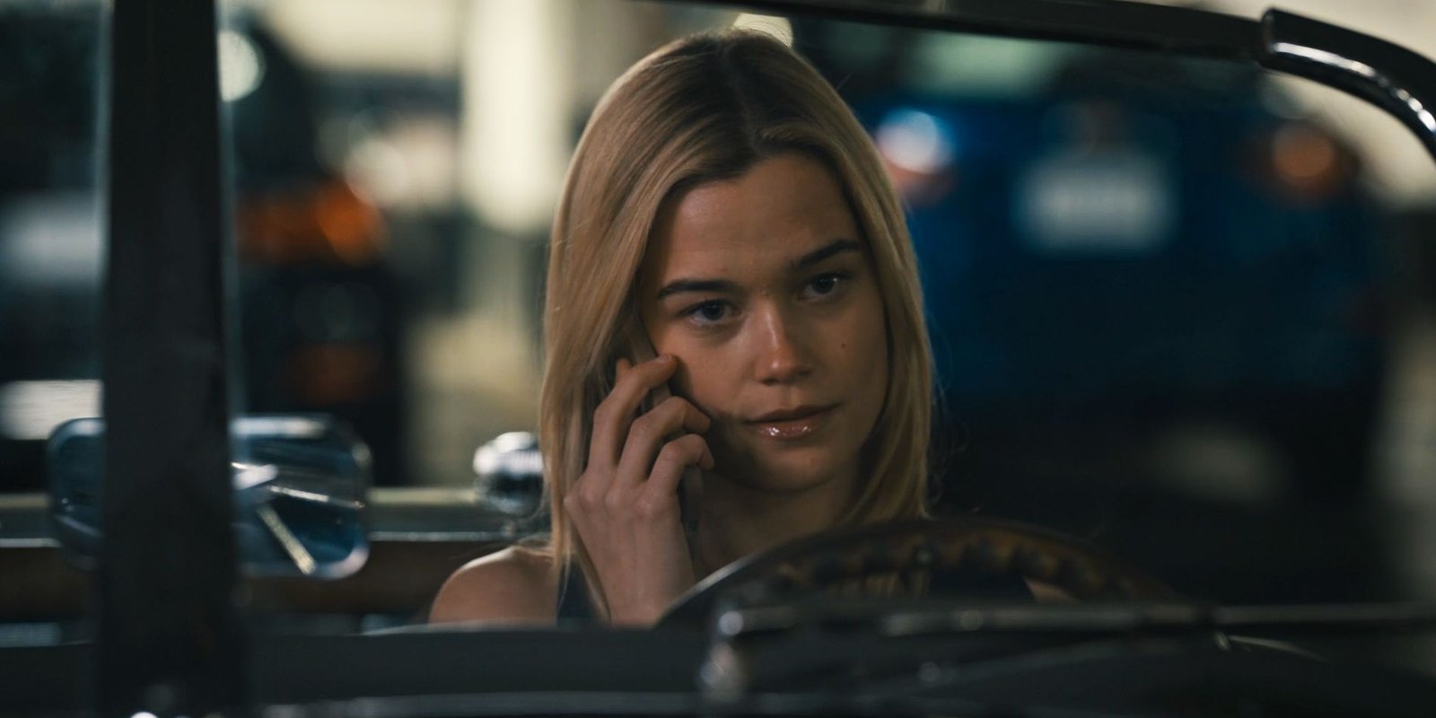 Cruel Intentions TV show Caroline on the phone in Lucien's car