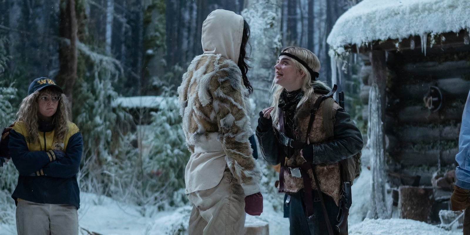 Actresses Sophie Thatcher and Courtney Eaton as Natalie and Lottie in Yellowjackets season 2. 