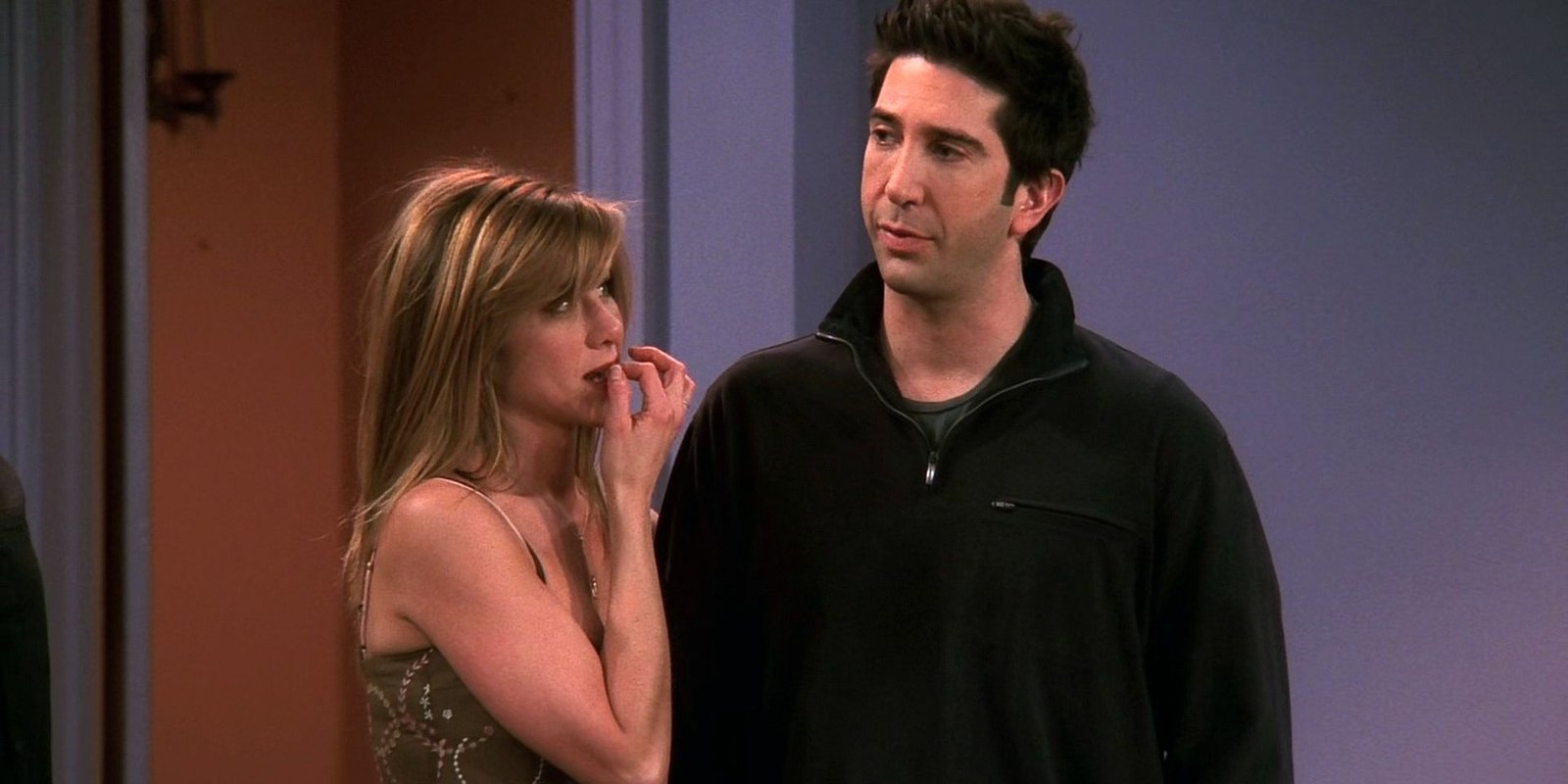 Jennifer Aniston as Rachel and David Schwimmer as Ross looking sad in Friends' series finale