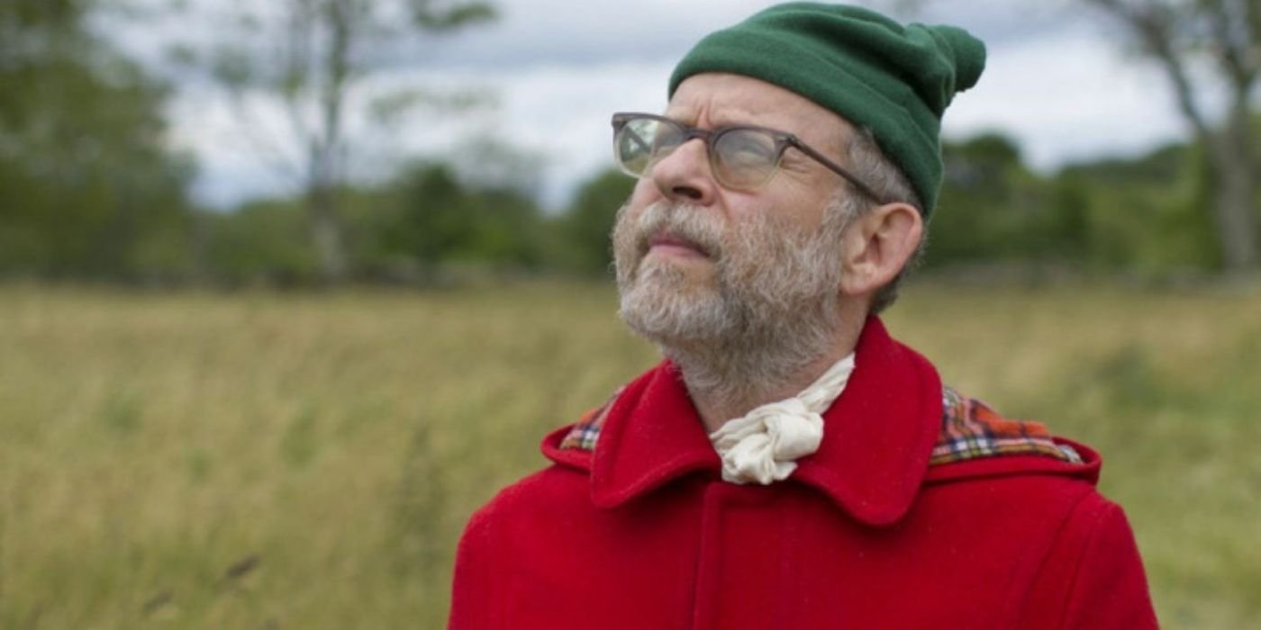 The Narrator looking up in Moonrise Kingdom