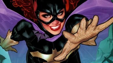 Batgirl Cosplay Shows Off Bold New Suit Evolution DC Needs to Use
