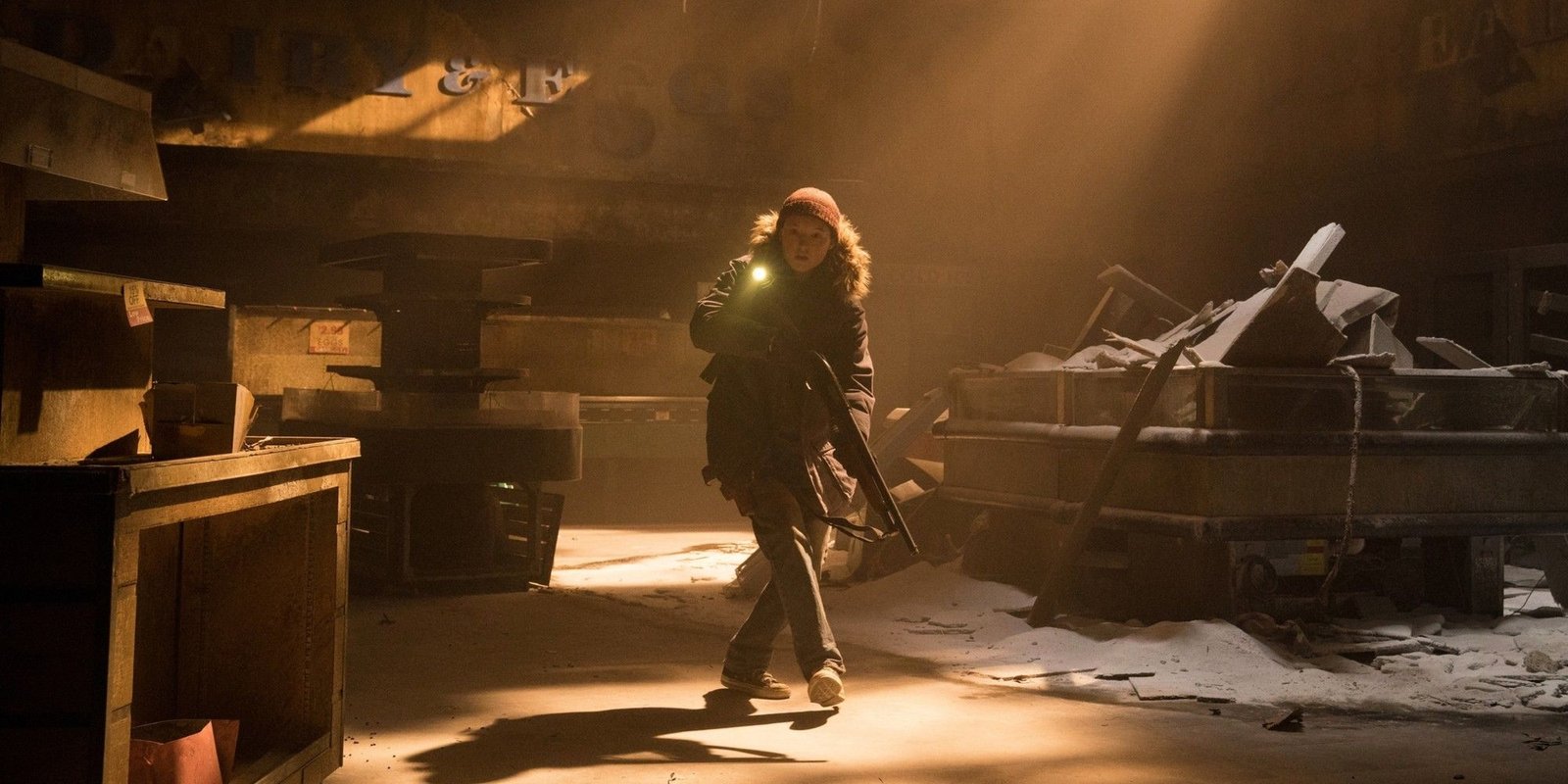 The Last Of Us Season 2 Introduced The Seraphites Early, But I'm Still Looking Forward To One Shocking Moment Involving The Cult 5 Ellie wanders through an abandoned building with a gun in The Last Of Us season 2