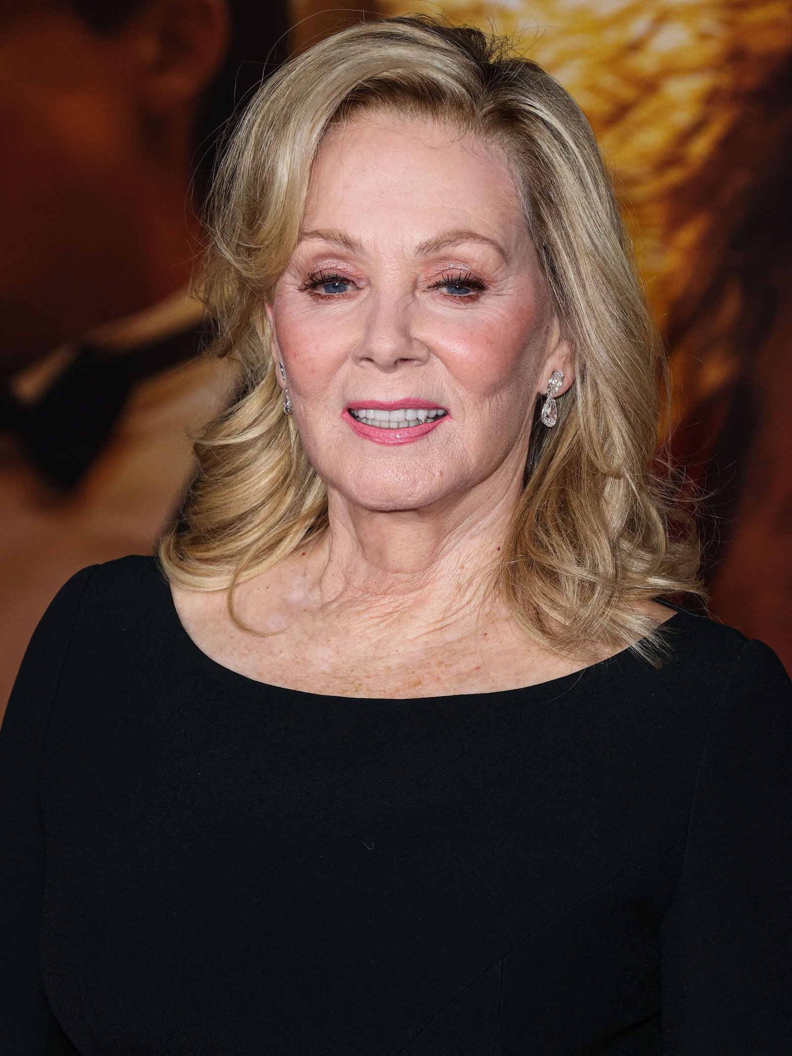 Headshot Of Jean Smart