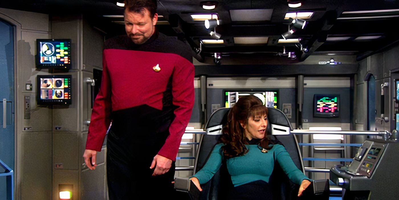 Riker and Troi on NX-01 Enterprise bridge