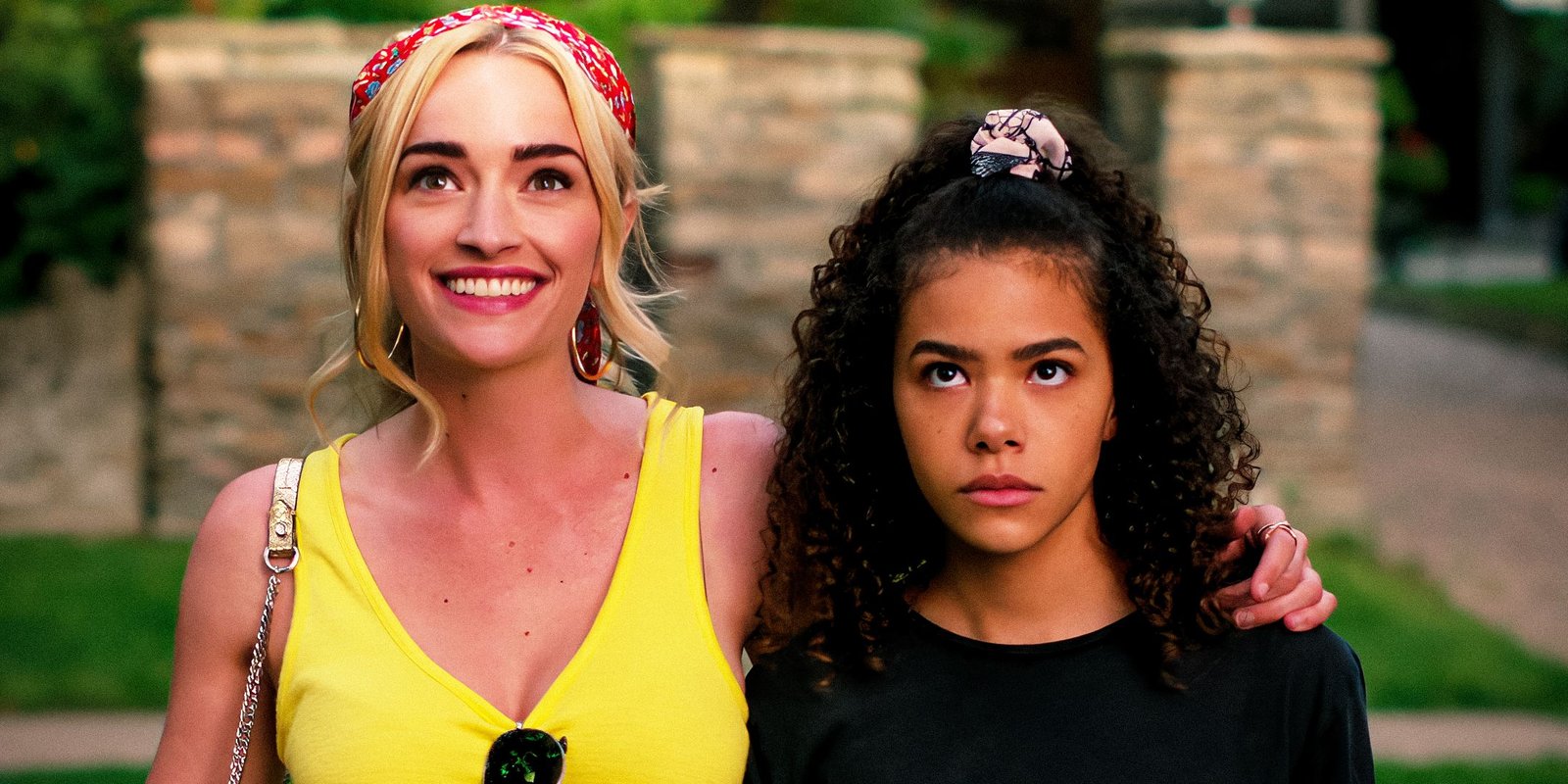 Ginny & Georgia Season 3 EPs Break Down Ginny's Abortion Storyline, Georgia's Trial Shocker, And Much More 6 Georgia and Ginny standing outside in Ginny & Georgia season 3