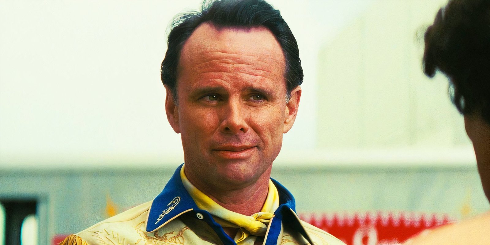 Timothy Olyphant Is In Many Great TV Shows, But Only One Topped His Breakout Role In The Last 19 Years 3 Walton Goggins smirking as Cooper Howard in Fallout season 1
