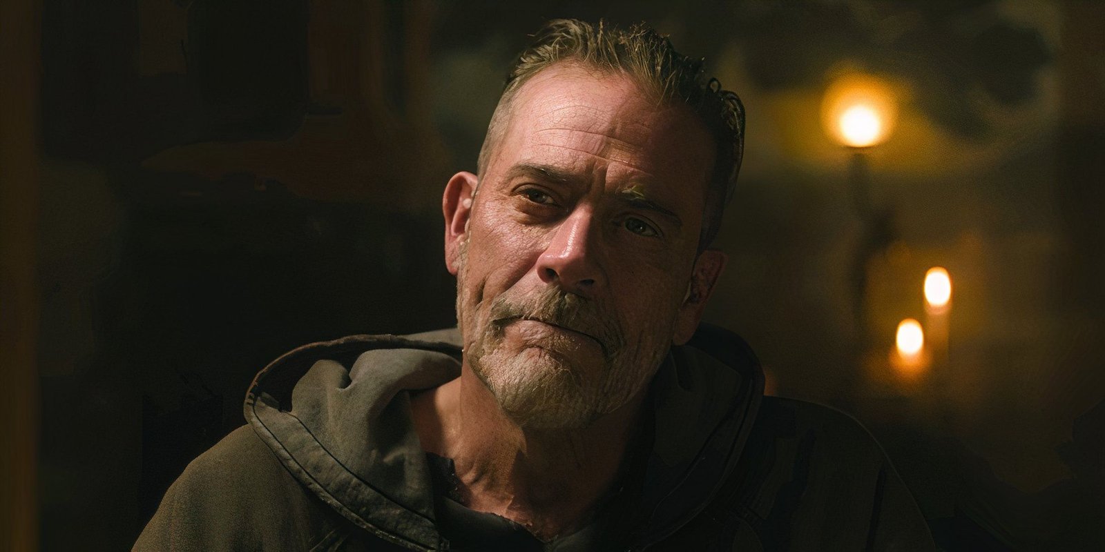 Negan (Jeffrey Dean Morgan) looking serious in The Walking Dead: Dead City season 2 episode 1