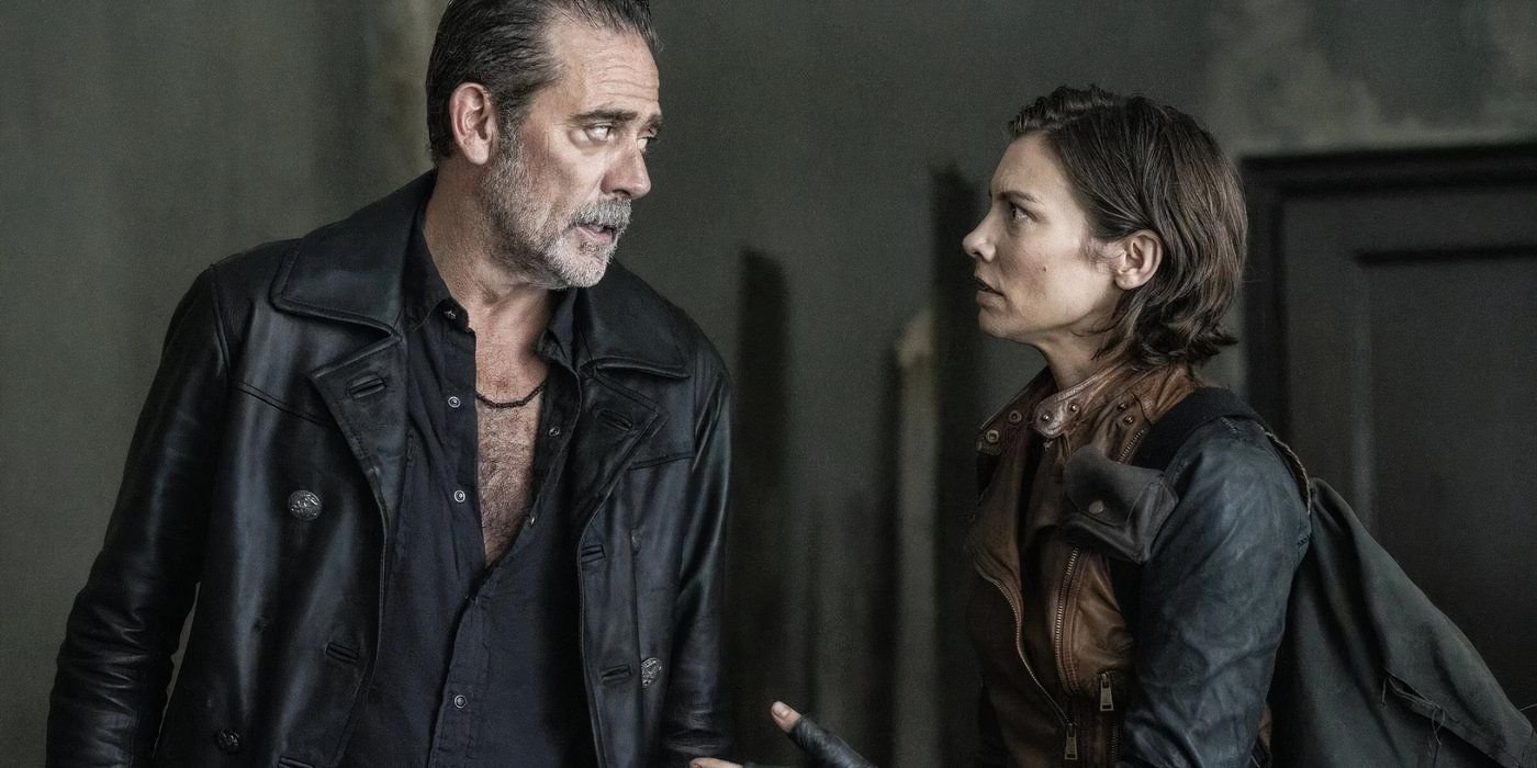 Maggie (Lauren Cohan) talking to Negan (Jeffrey Dean Morgan) in The Walking Dead: Dead City.