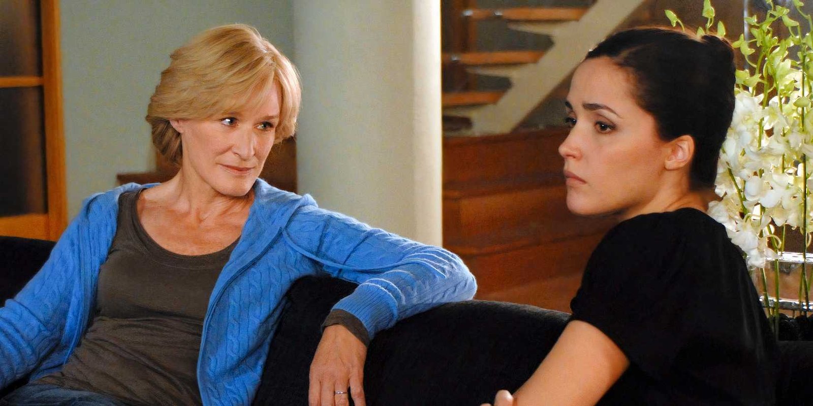 Rose Byrne and Glenn Close looking relaxed from Damages