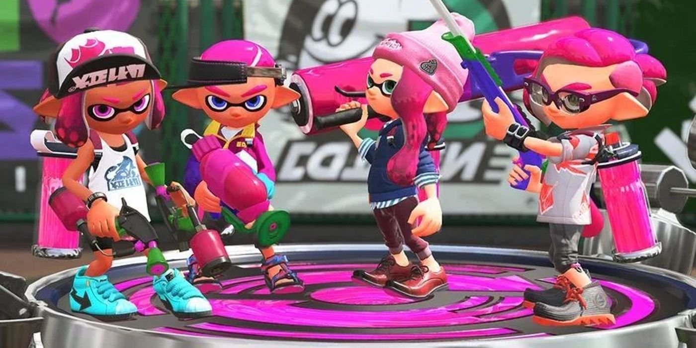 10 Multiplayer Games With Surprisingly Great Single-Player Campaigns 7 Four inklings stand together in Splatoon 2, holding a variety of weapons as they wait to engage in a Turf War match.