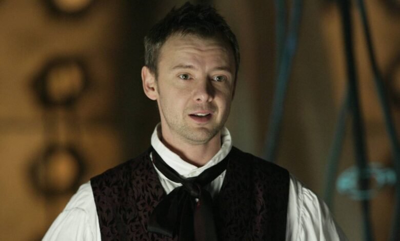 The Must-Watch 100% Rotten Tomatoes Detective Show For Doctor Who Fans
