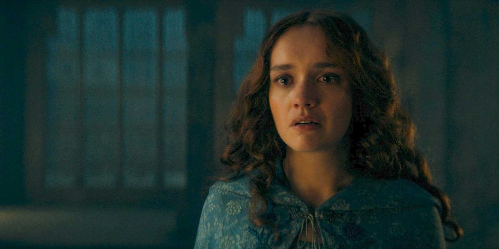Alicent (played by Olivia Cooke) on the verge of tears, tries to convince Rhaenyra not to start the war in House of the Dragon season 2 Episode 8